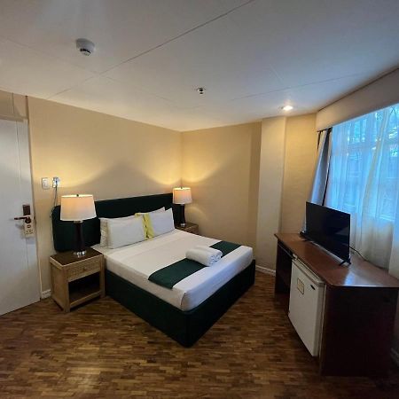 Coco Grande Hotel Dumaguete City Exterior foto